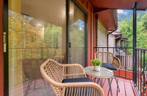 Tallahassee House | This is a cozy and spacious 1762 sf 2BR and 2.5 BA townhome in a nice and quiet