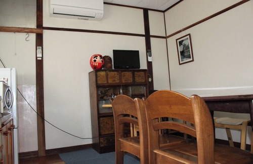 Matsumoto House | This is a private house overlooking Mount Jonen 5/Matsumoto Nagano