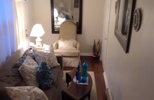 Stamford Apartment | THIS IS MY HAPPY PLACE