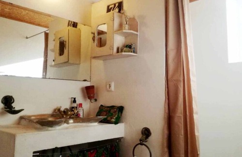 Vale Juncal Cottage | This is not a Chalet
