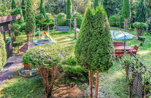 Lubiana House | This lovely holiday home is situated on a fenced, shared plot.