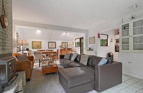 Ouddorp House | This luxurious and cozy holiday home offers lots of comfort for a wonderful, relaxed holiday.
