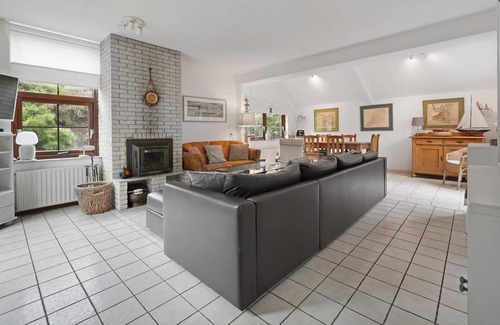 Ouddorp House | This luxurious and cozy holiday home offers lots of comfort for a wonderful, relaxed holiday.