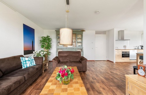 Municipality of Hellevoetsluis Apartment | This luxurious 4-pers. apartment with unique sea view located at Cape Helius holiday park.