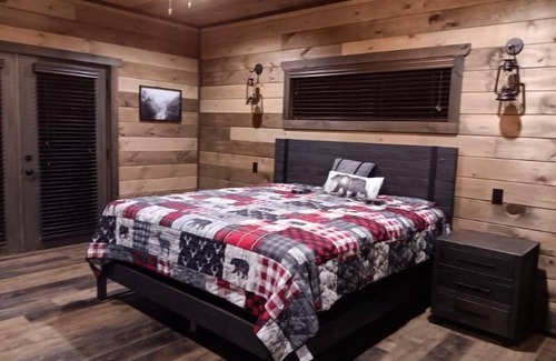 Gatlinburg - Pigeon Forge Resort | This luxury lodge is breathtaking from the moment you arrive.