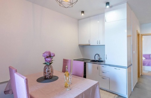 Blace Apartment | This modern and stylish vacation apartment welcomes you with a fantastic location by the sea.