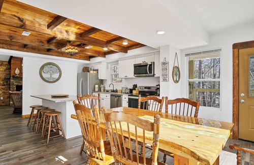 Townsend House | This newly built home has much to offer! hot-tub , fenced in back yard .