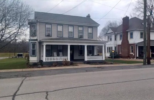 Howard House | THIS OLD HOUSE near PSU and LHU and Sayers Lake