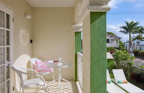 Sheraton Park Condo | This property in centrally located in a quiet residential neighbourhood