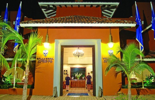 Almacen Resort | This resort & location is simply Heaven !