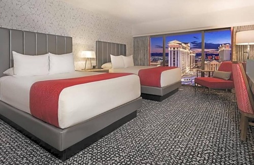 Las Vegas Strip Apartment | This resort on the Las Vegas Strip features a Caribbean-style "GO Pool" with 21+ entertainment .