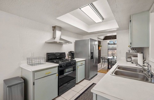 El Paso House | This stylish home is one you don't want to miss out on