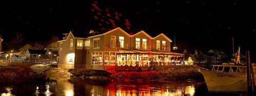 Kennebunkport House | Thisgood Cove on Turbats Creek