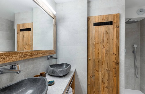 Les Gets Apartment | Thom's apartment - LES GETS: right in the center and at the foot of the slopes