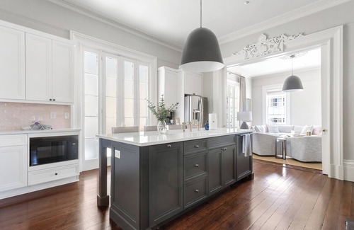 Cannonborough Elliotborough House | Thomas Jr Suite in Downtown Charleston