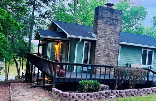 Abbeville Apartment | Thomas Mill Creek Lakefront Property