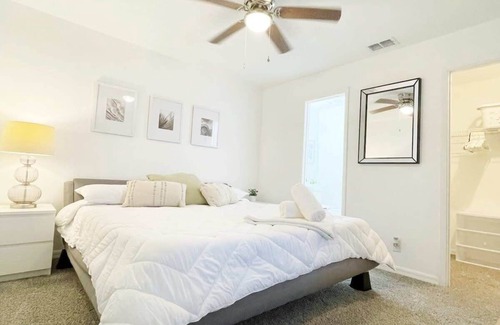 Ocala House | ■Three BDR Home■ Convenient location & Newly Renovated