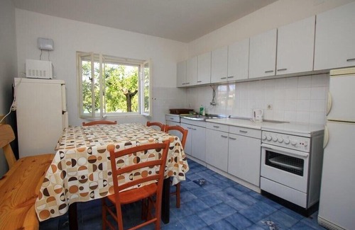 Orebic Apartment | Three bedroom apartment near beach Cove Velika Prapratna, Pelješac (A-4515-a)
