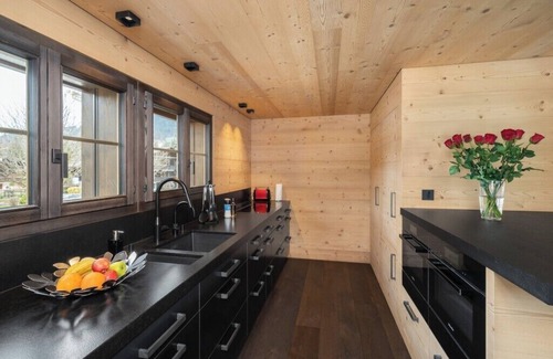 Zweisimmen Nr Gstaad Apartment | Three Bedroom Apartment in Gstaad with Mountain View 2