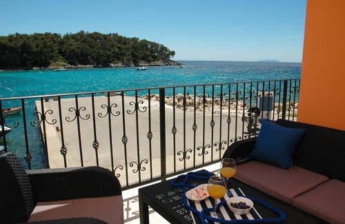 Prizba Apartment | Three bedroom apartment near beach Prižba, Korčula (A-14499-b)