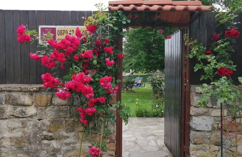 Natsovtsi Villa | Three bedroom house with garden only 10 km from Veliko Tarnovo