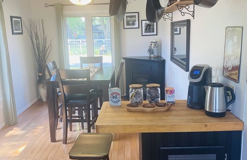 Port Dover House | Three bedroom house walking distance to beach and downtown Port Dover