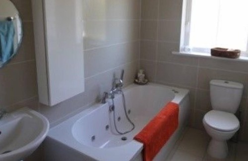 Rosslare House | Three Bedroom Holiday Home in Rosslare Strand