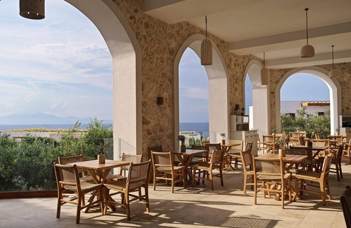 Tsilivi Villa | Three-Bedroom Sea View Villa with.