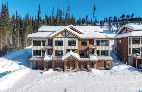 Sun Peaks House | Three bedroom townhome #2 at Switchback Creek