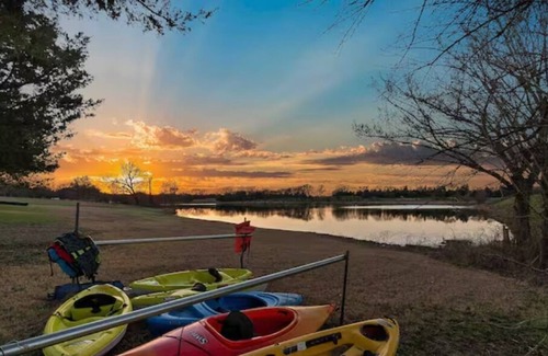 Weston Cabin | Three Lake front Cabins with hot tubs