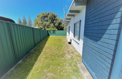 Castletown Apartment | Three Palms Apartments Unit 1