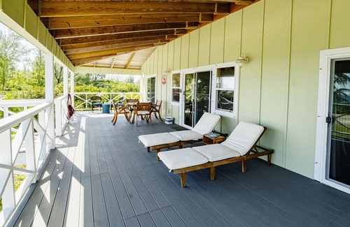 Bahama Palm Shores House | Three Palms Beach Retreat - Entire beachfront home in Bahama Palm Shores