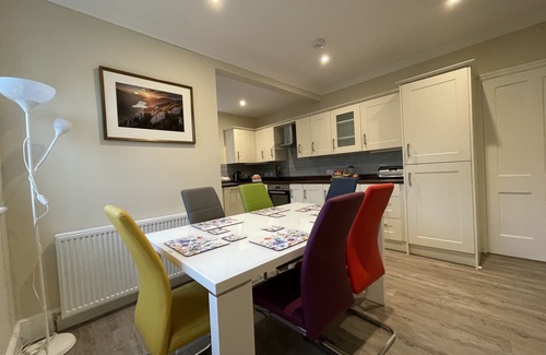 Braithwaite Cottage | Three Peaks - a bungalow that sleeps 6 guests in 3 bedrooms