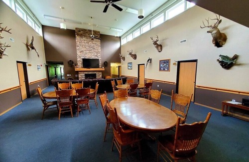 Spencer Cabin | Three Rivers Lodge Room #4