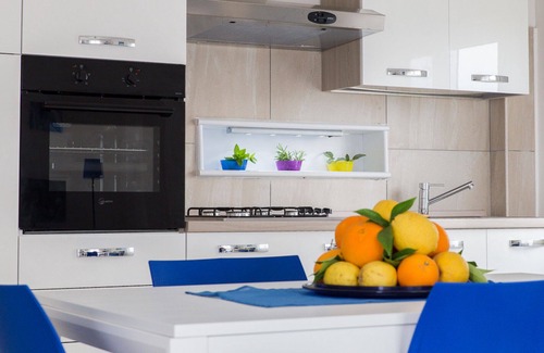 Castroreale Terme Apartment | Three-room apartment 20 meters from the beach of Terme Vigliatore