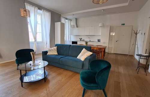 Citta Nuova-Barriera Nuova-San Vito-Citta Vecchia Apartment | Three-room apartment The Squares - Ritter's