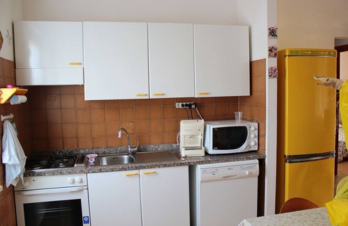 Costa Rei Villa | Three-room detached house 50 meters from the beach, all services within walking distance.