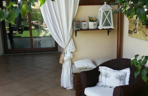 San Pasquale Apartment | Three-room house with large veranda, finely furnished in the hills near the sea