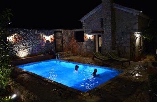 Rudine Villa | Three Sisters, absolutely unique stone houses, 200 m from the beach
