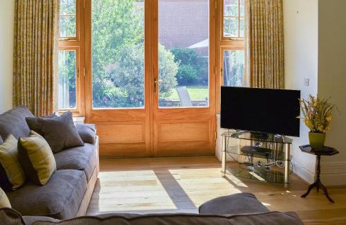 Sheringham House | Three The Boulevard