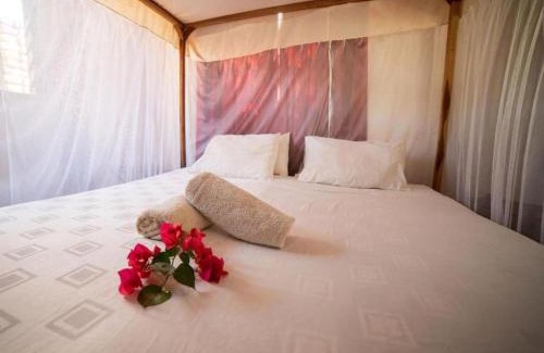 Cape Maclear House | Thumbi View Lodge