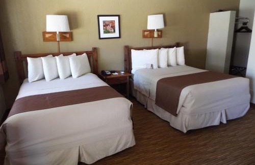 Chinle Hotel | Thunderbird Lodge