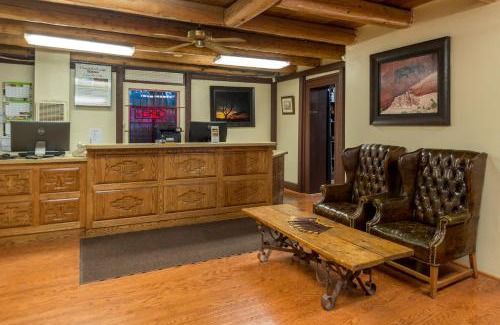 Chinle Hotel | Thunderbird Lodge