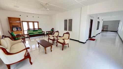 Arunagiri Nagar House | Thuwaraha Holiday Villa