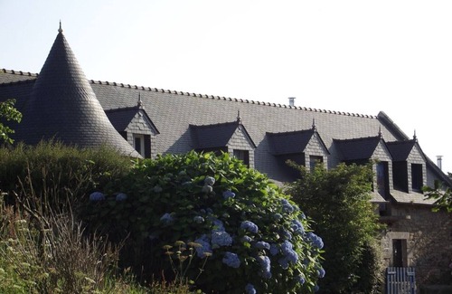 Lannilis Cottage | - Ti Nominoë Cottage -