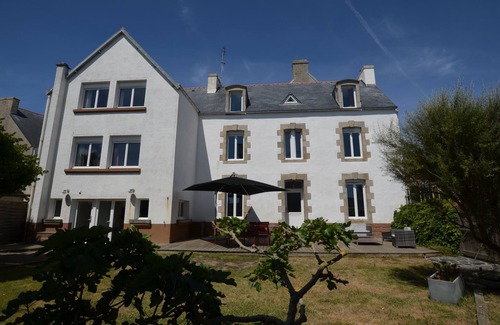 Saint-Guenole House | Ti Porzh Les Rochers - Your home 80 meters from the ocean