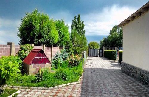 Issyk-Kul Region House | Tian-Shan Guest House