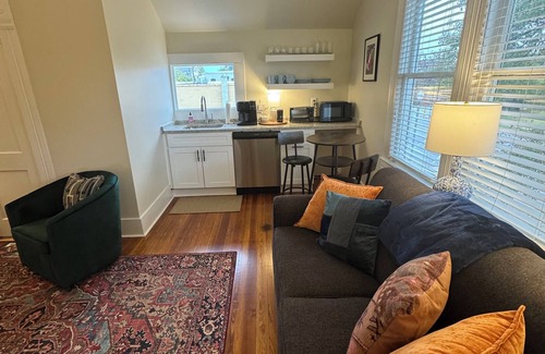 Covington Apartment | Tibbs Upstairs Apartment