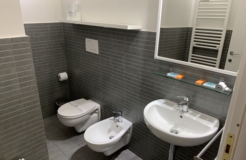 Universita Hotel | Tiburtina Suites