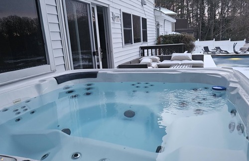 Central Newport News House | Tidal Creek Retreat Near CNU and Jefferson Labs